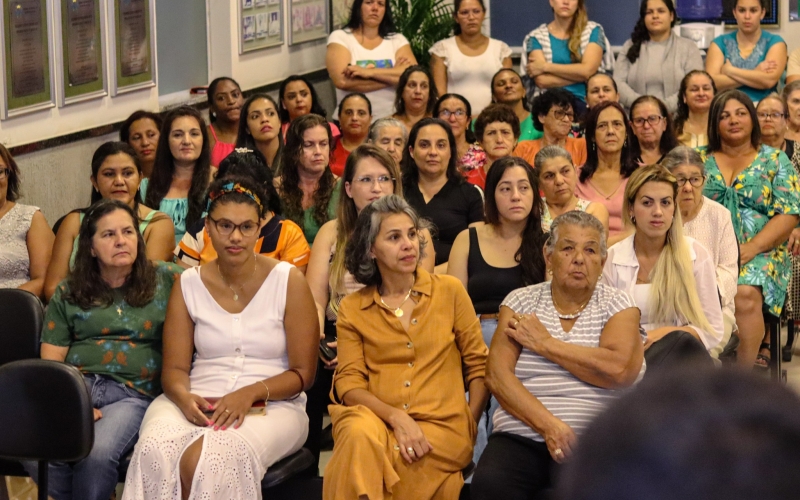  HOMENAGEM AO DIA INTERNACIONAL DAS MULHERES 