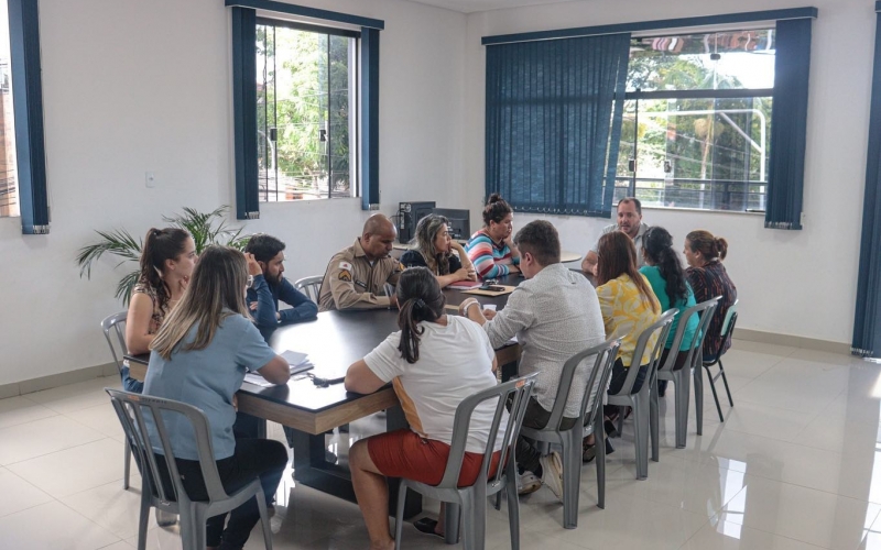 SEGURANÇA NAS ESCOLAS