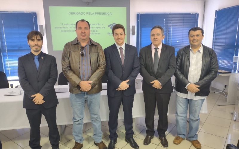 PREFEITURA DE BANDEIRA DO SUL RECEBE MINI COMPUTADORES DOADOS PELA RECEITA FEDERAL 