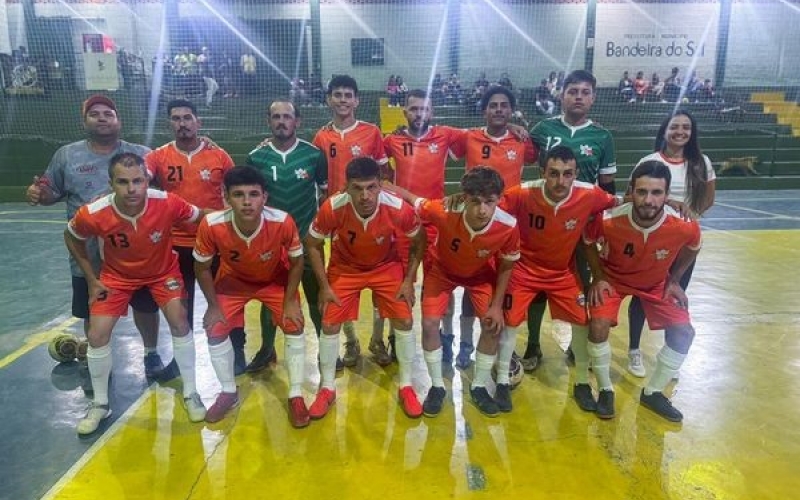 É SEMIFINAL NO FUTSAL