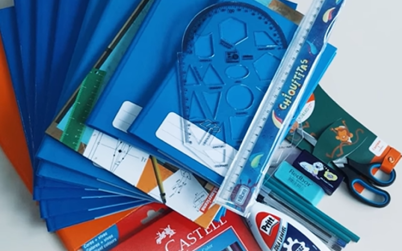 Distribuição dos kits escolares