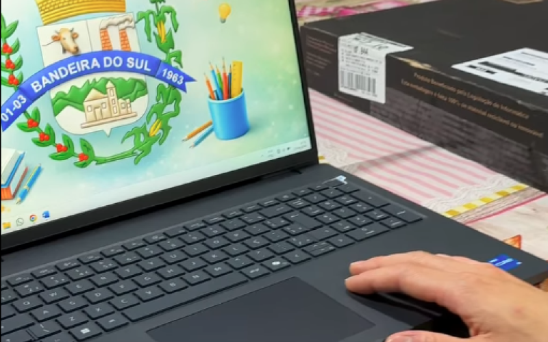 MAIS TECNOLOGIA PARA A EDUCAÇÃO DE BANDEIRA DO SUL!